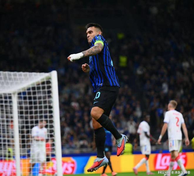 爱游戏体育-加时末段突围战来临，国际米兰围绕西甲迎来里程碑，态度坚定，阵容厚度经受考验的简单介绍