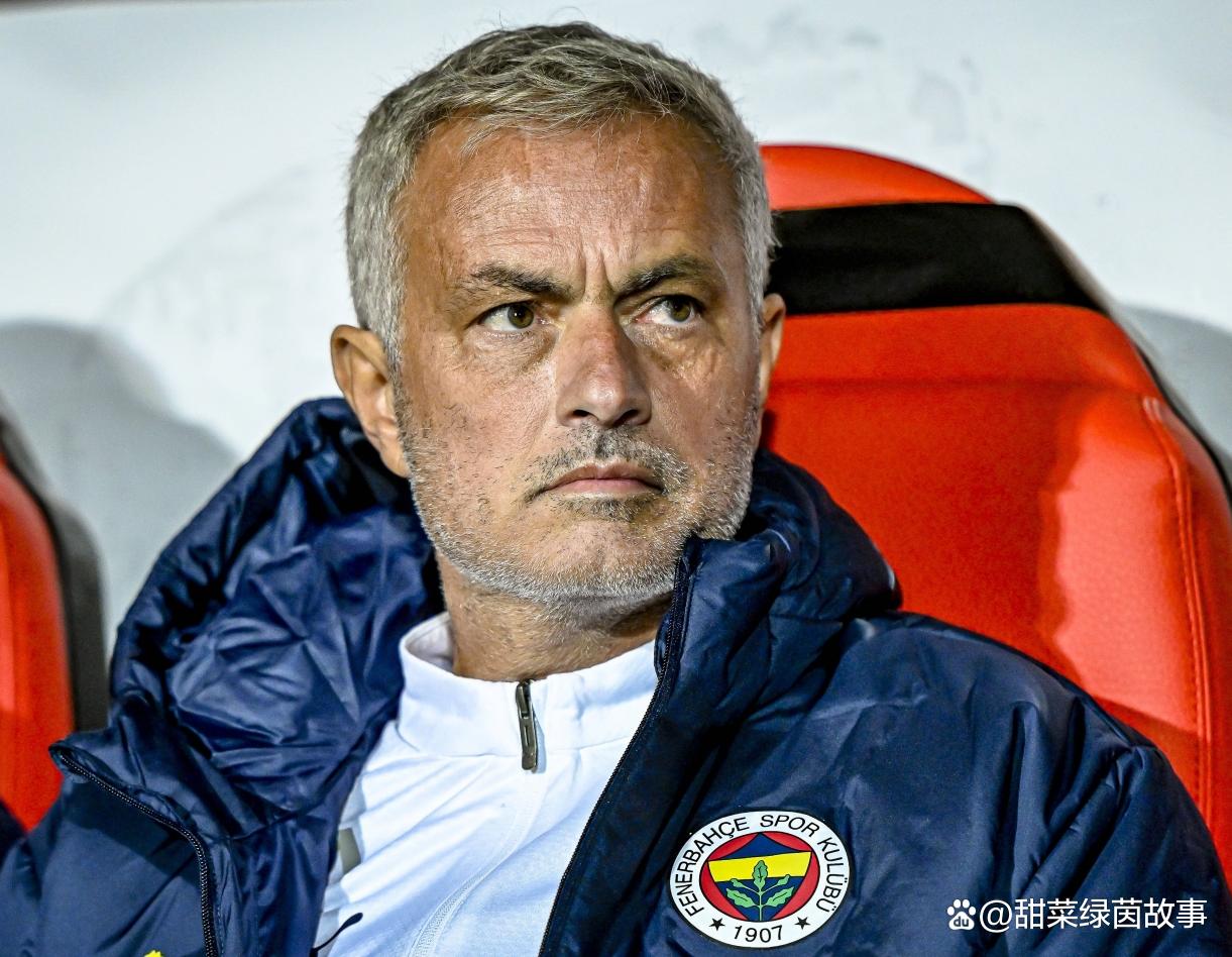 爱游戏APP-关于费耶诺德迎法国杯关键赛，转会期状态回暖，管理层满意，更衣室氛围转暖的信息